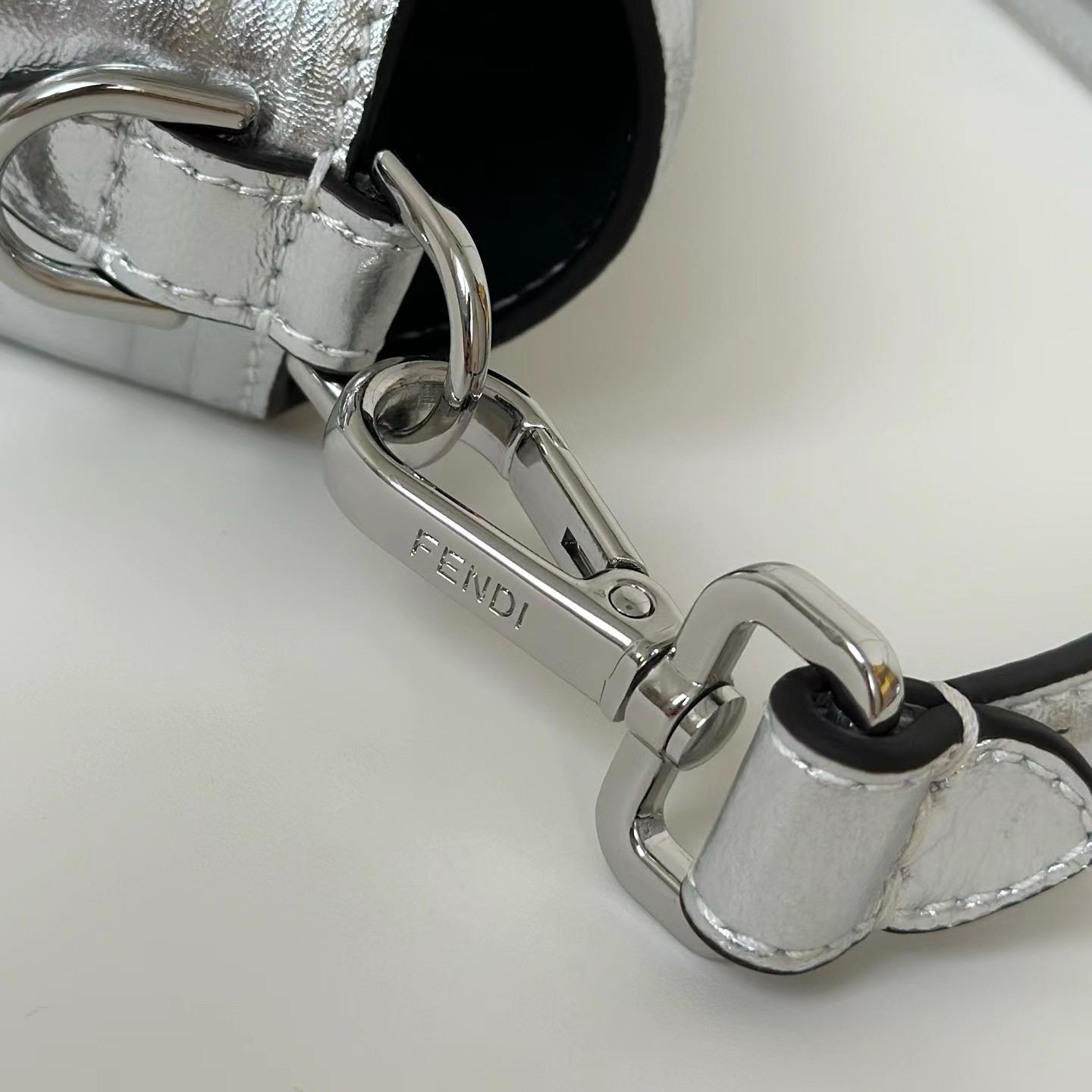 ماستر كواليتي فندي بوقيتي 26cm Fendi Baguette - صورة 9