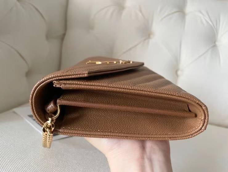 ماستر كواليتي سان لوران 22cm  Saint Laurent Monogram Chain Wallet - صورة 3