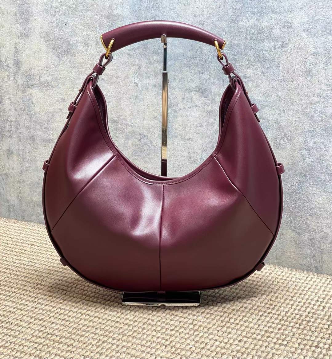 ماستر كواليتي 24*48 سان لوران مومباسا Saint Laurent Mombasa - صورة 1