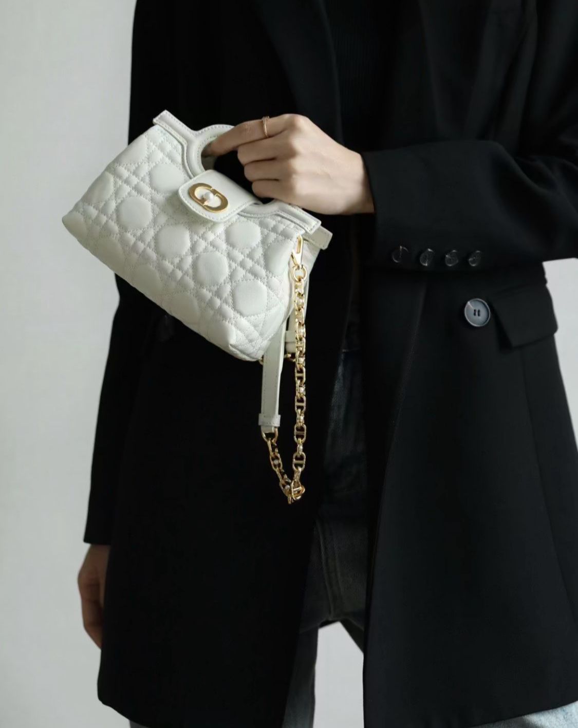 ماستر كواليتي ديور Dior Jolie Top Handle - صورة 1