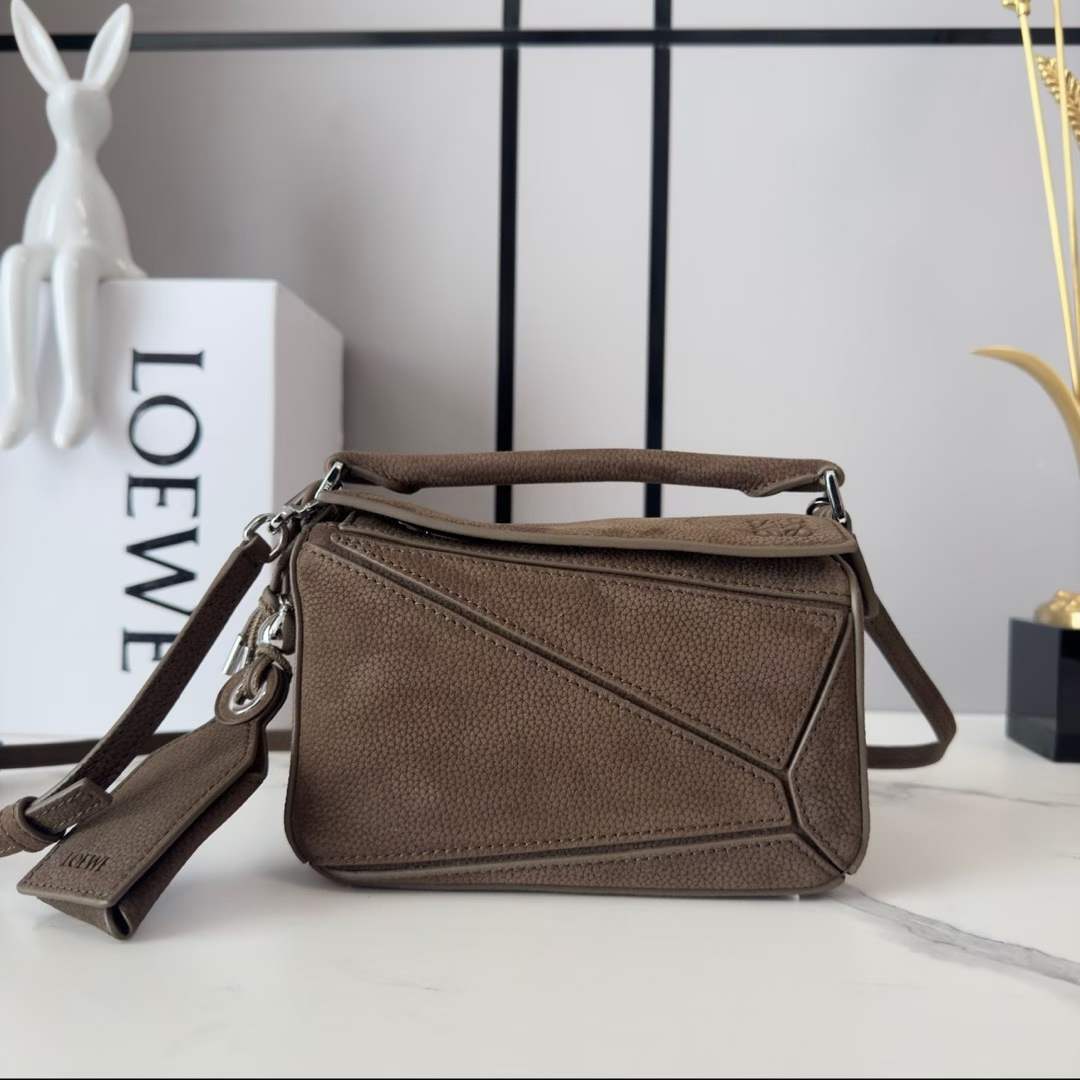 ماستر كواليتي ليوي بازل  Puzzle LOEWE - صورة 1