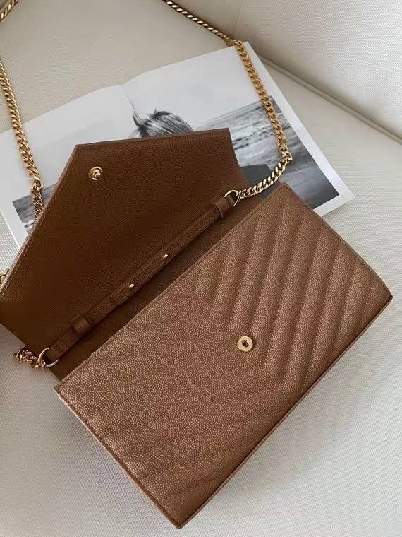 ماستر كواليتي سان لوران 22cm  Saint Laurent Monogram Chain Wallet - صورة 7