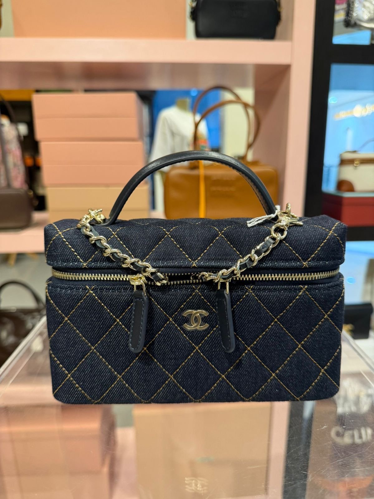 ماستر كواليتي شانيل كروس بودي Chanel Vanity Case - صورة 1