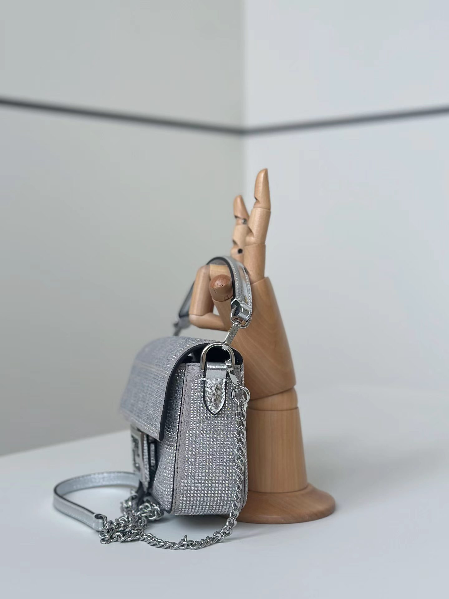 ماستر كواليتي فندي بوقيت 20cm Fendi Baguette Mini - صورة 3