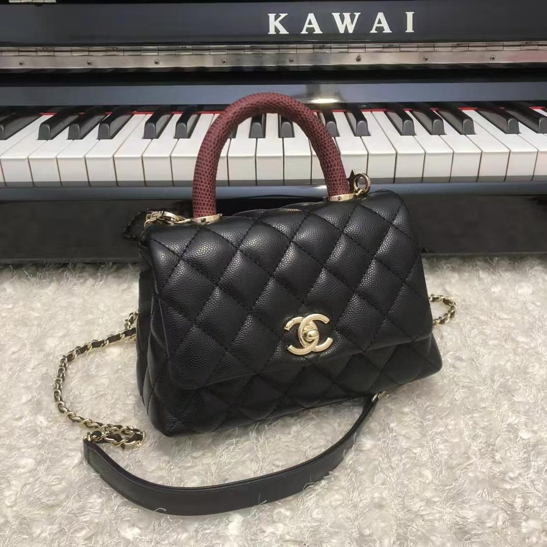 ماستر كواليتي شانيل  كوكو هاندل صغيرة  cm19  Chanel Coco Handle - صورة 1