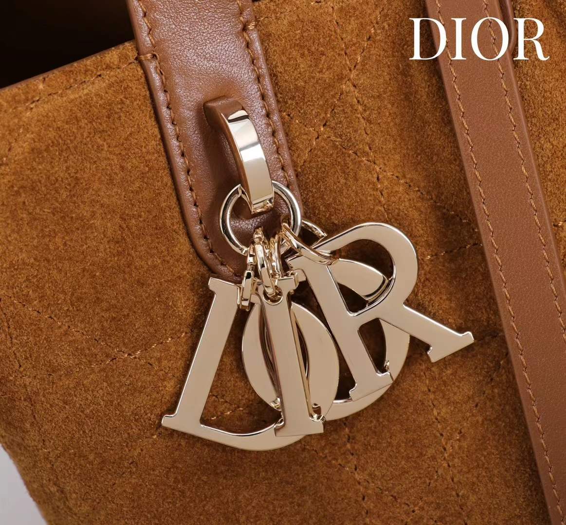 ماستر كواليتي ديور توقورس Dior Toujours 18.5 cm - صورة 7