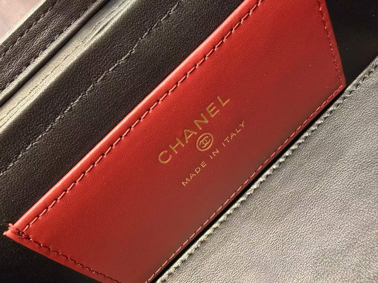 ماستر كواليتي شانيل بريباي جديد  17cm Chanel 26P Preppy Coco Bowling - صورة 9