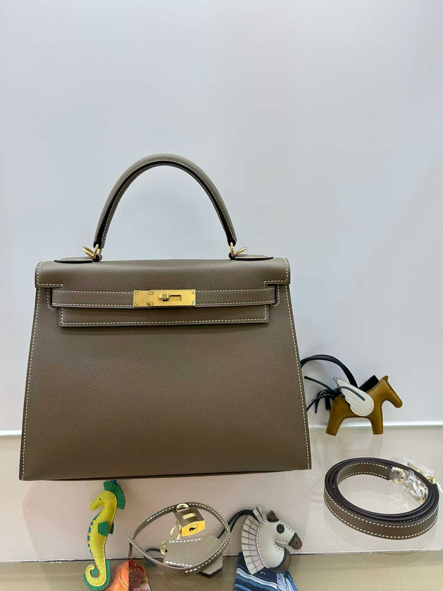 ماستر كواليتي Hermès Kelly 25 Sellier - صورة 1