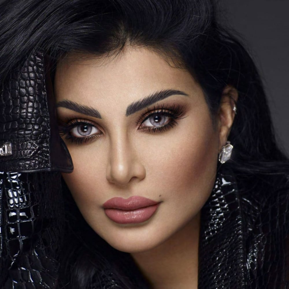 عدسات امارا اشواريا Amara Ashwarya - صورة 1
