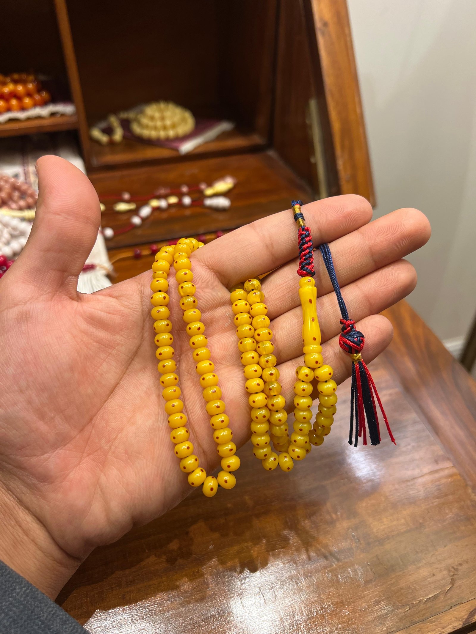 مسباح مستكه ناعم ذروي مطّعم - صورة 3