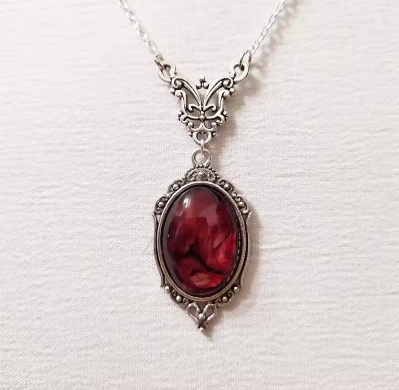 Necklace - صورة 1