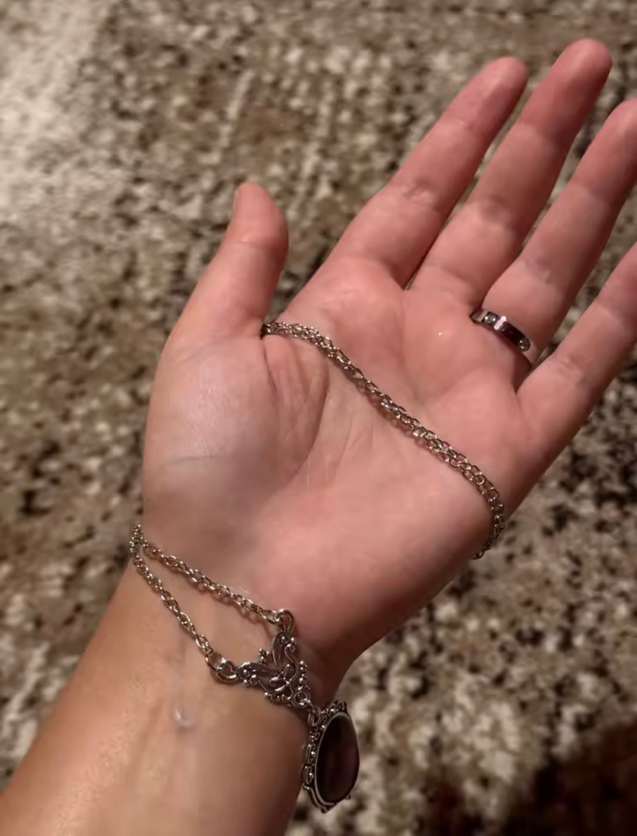 Necklace - صورة 4