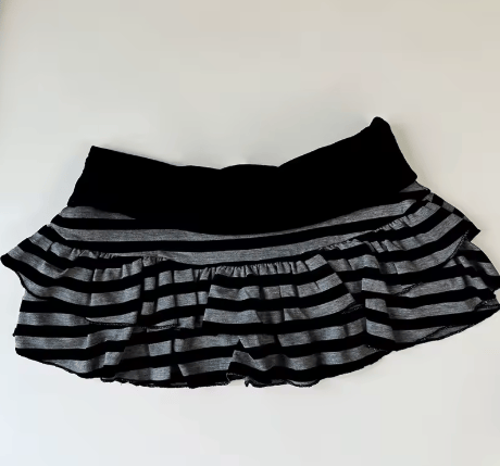 mini skirt - Image 2