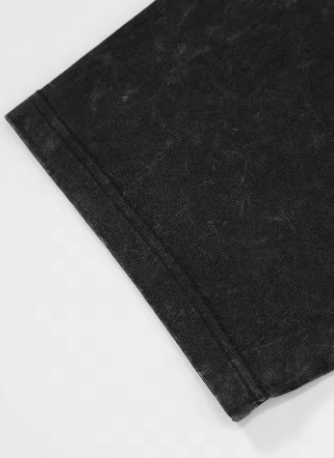 black shirt - صورة 3