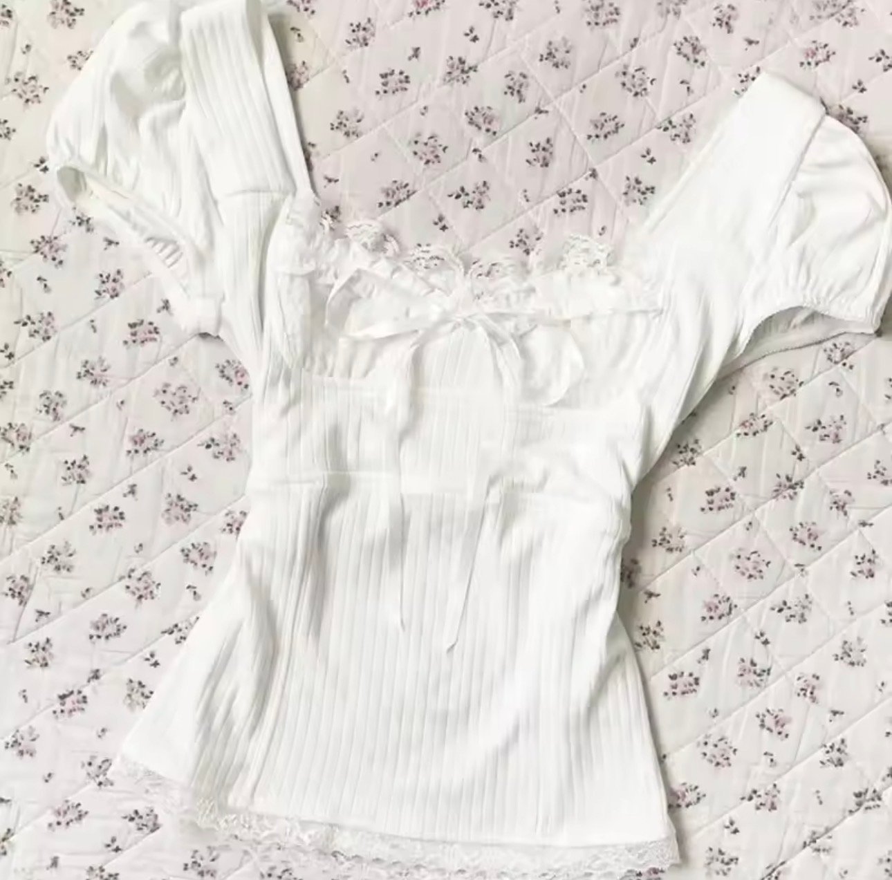 cute shirt - صورة 3