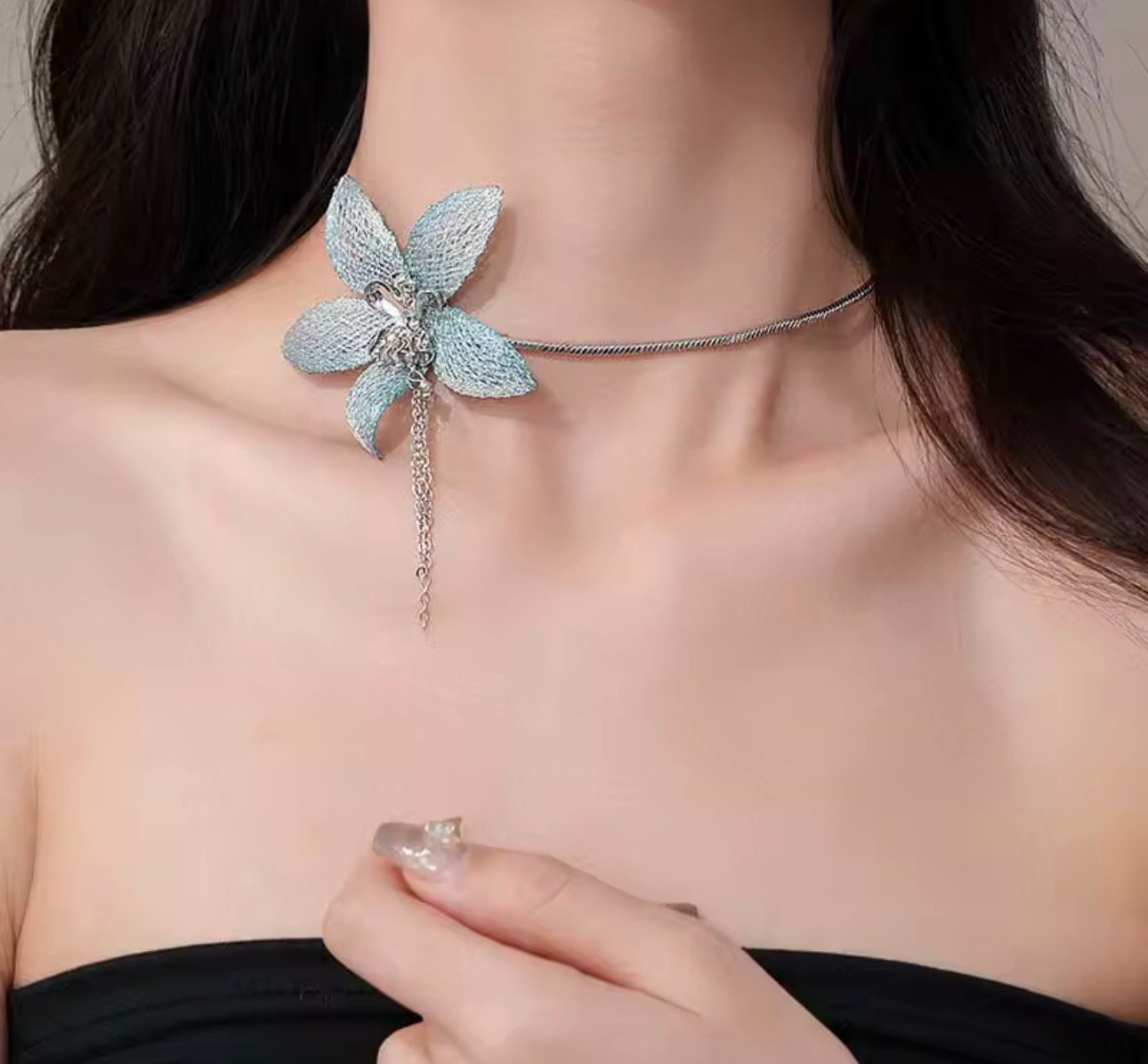 Flower necklace - Image 6