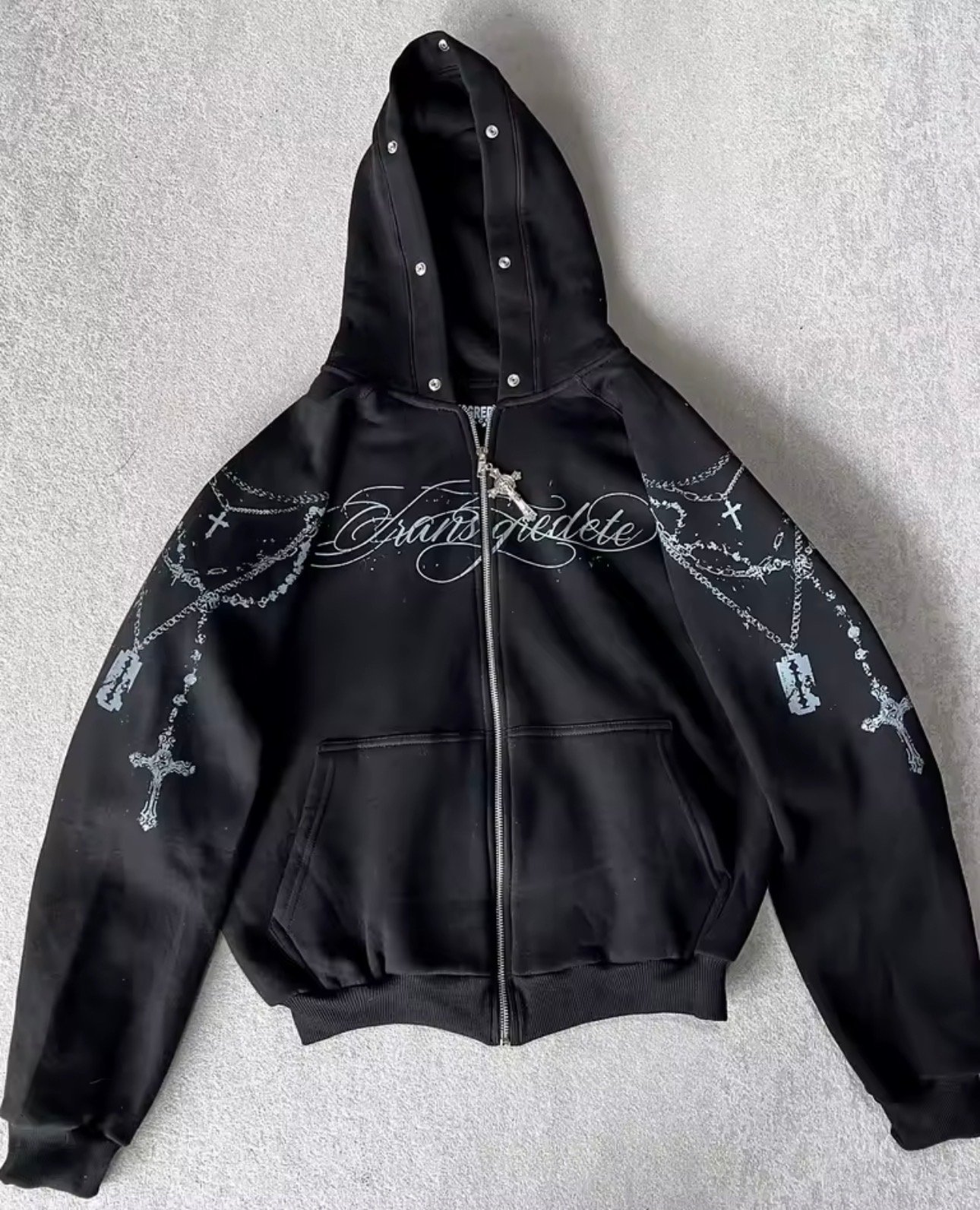 black jacket - صورة 2