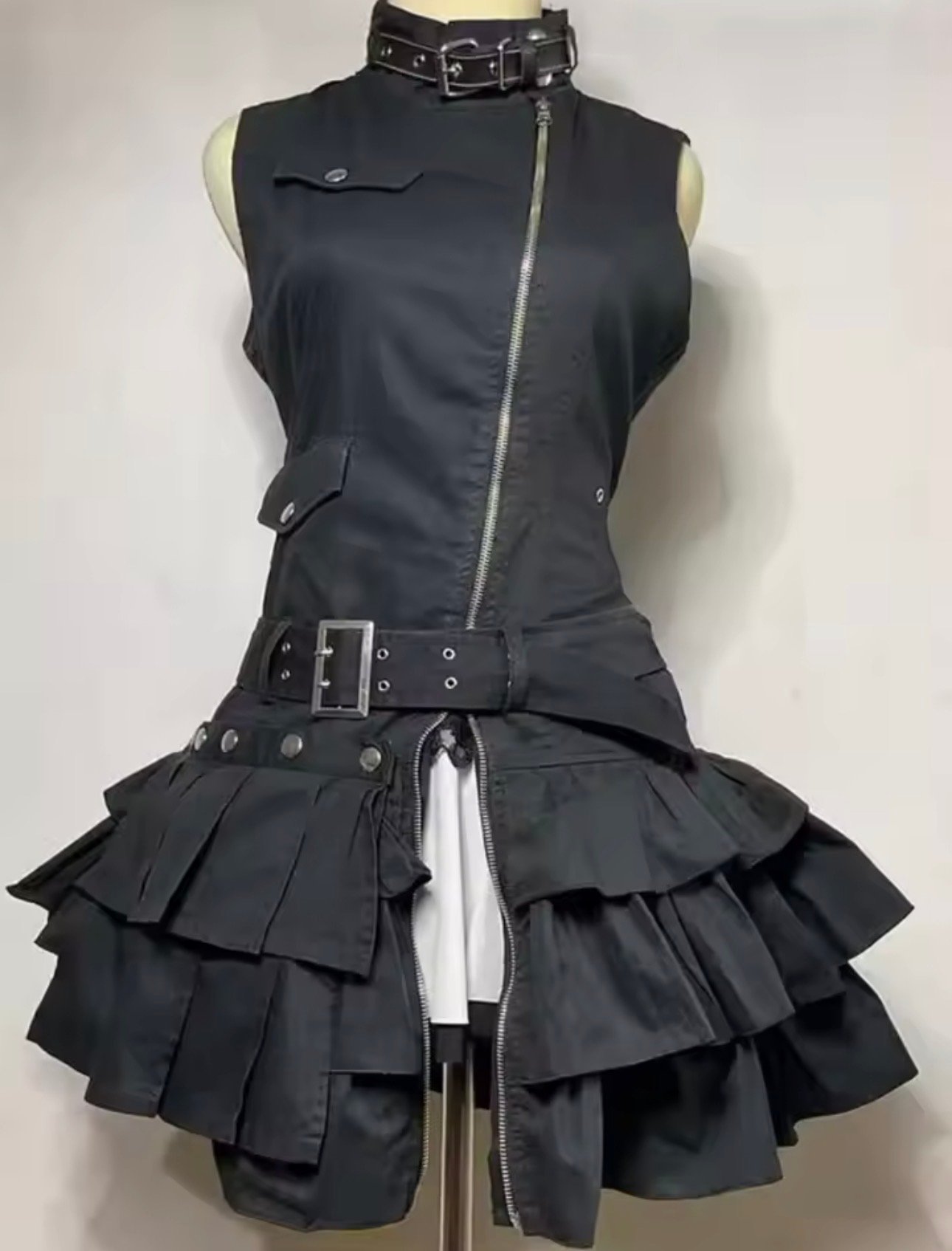 Dress - صورة 1