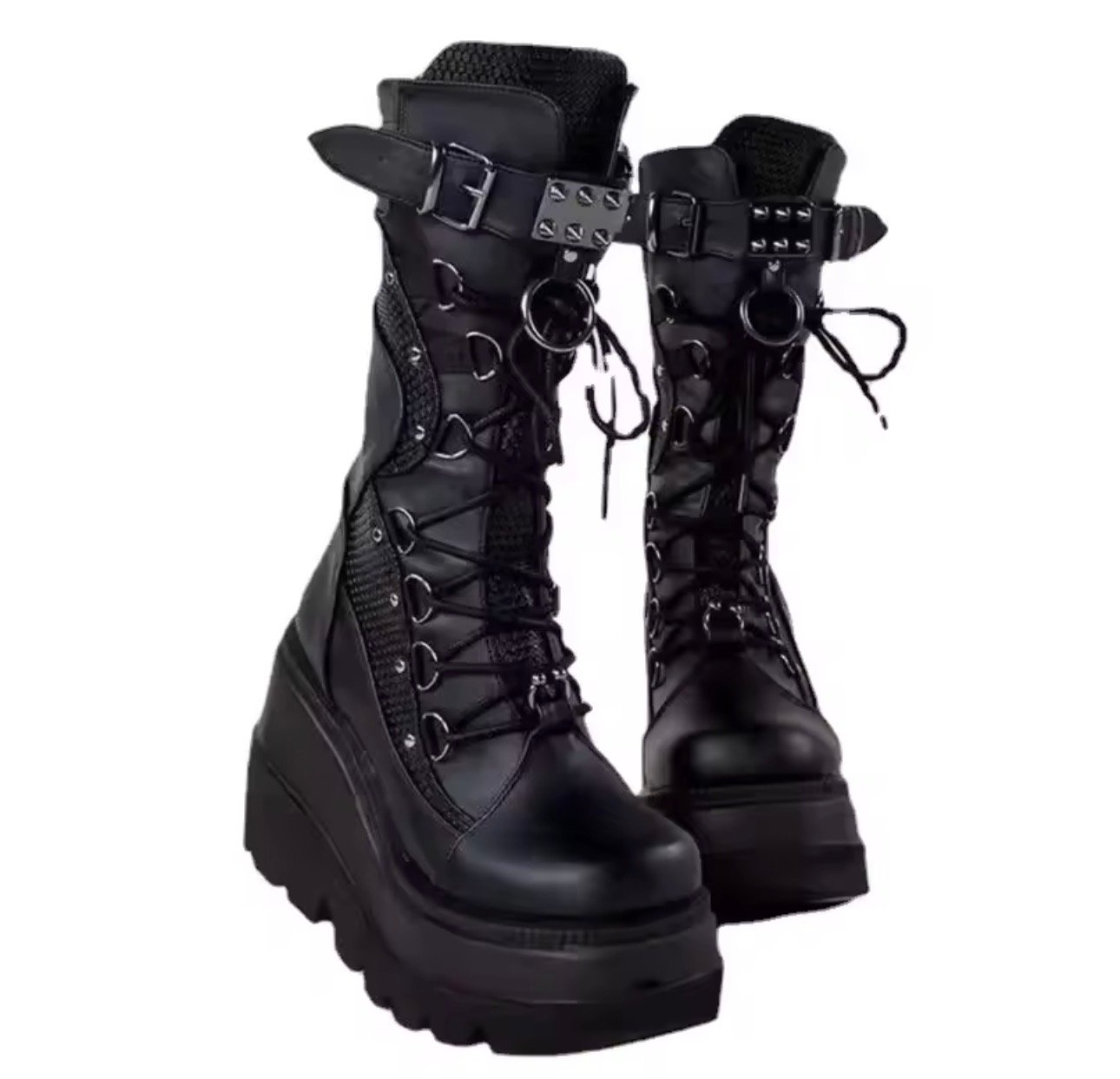 Gothic boots - صورة 3