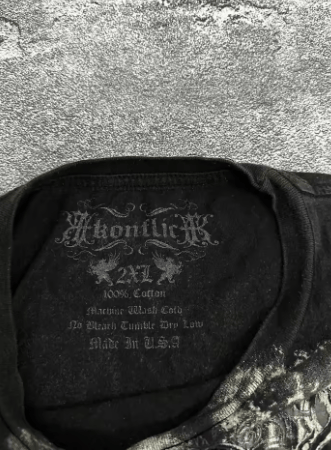 black shirt - صورة 5