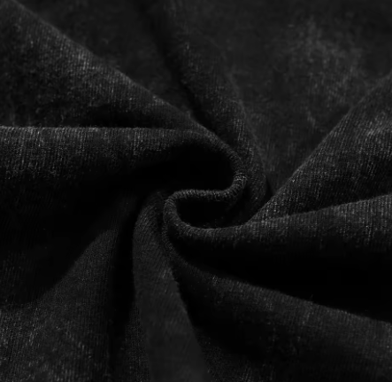 black shirt - صورة 2