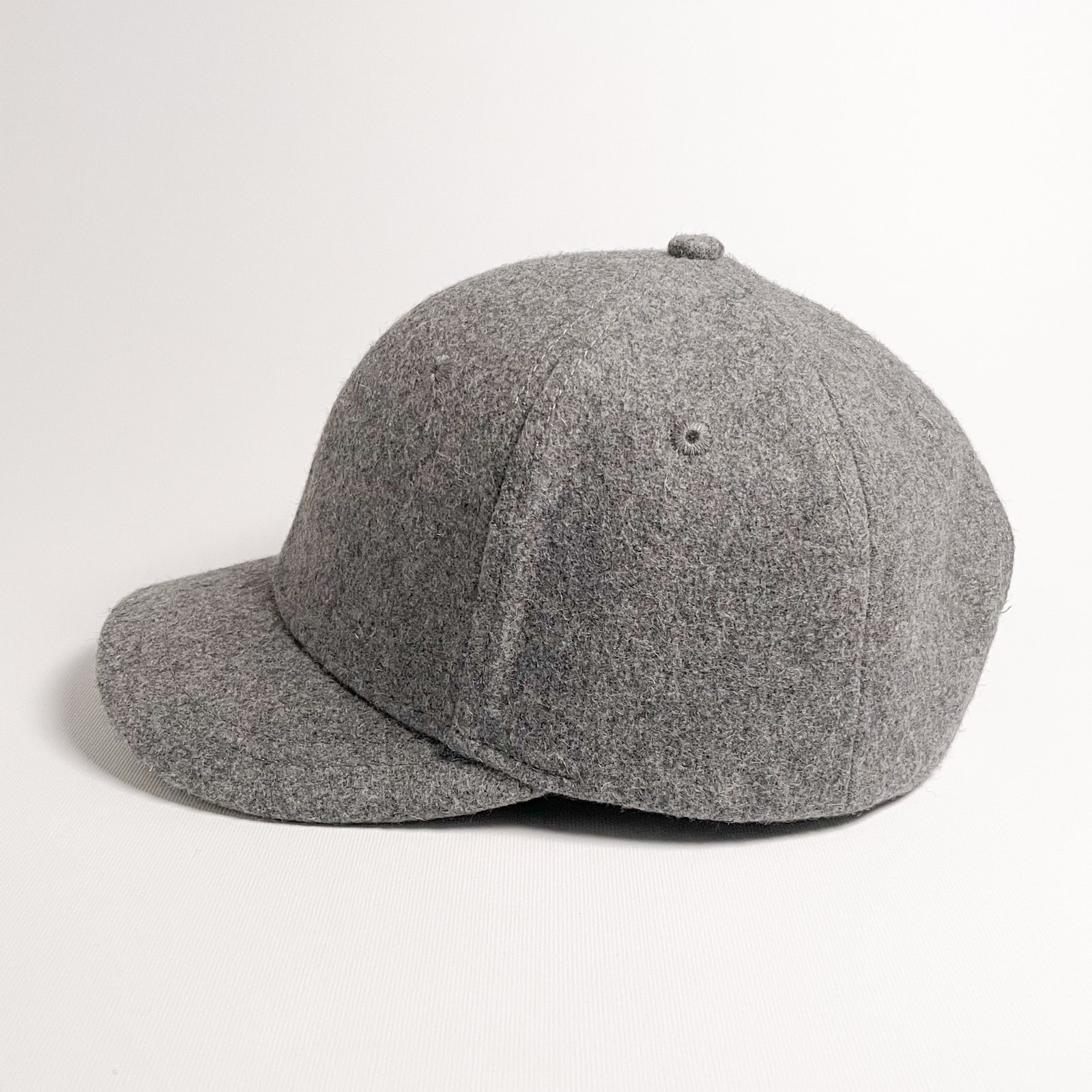 Winter - Gray - صورة 3
