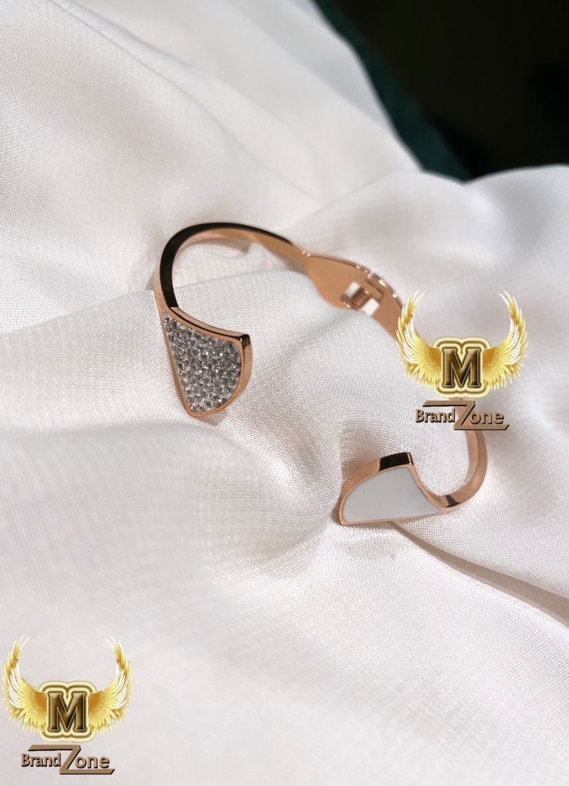 Bracelet  - Image 1
