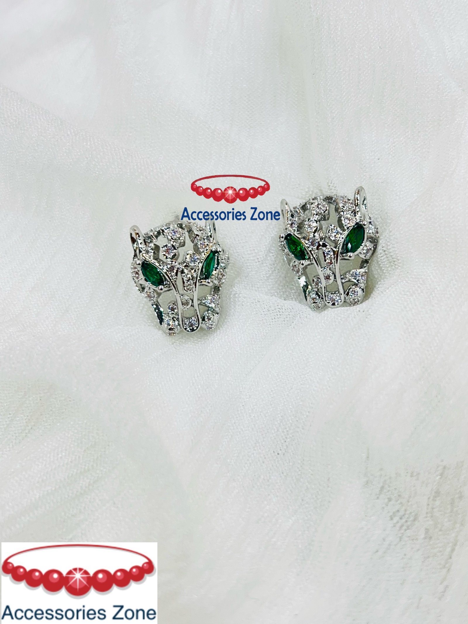 Tiger earring Silver color  - صورة 2