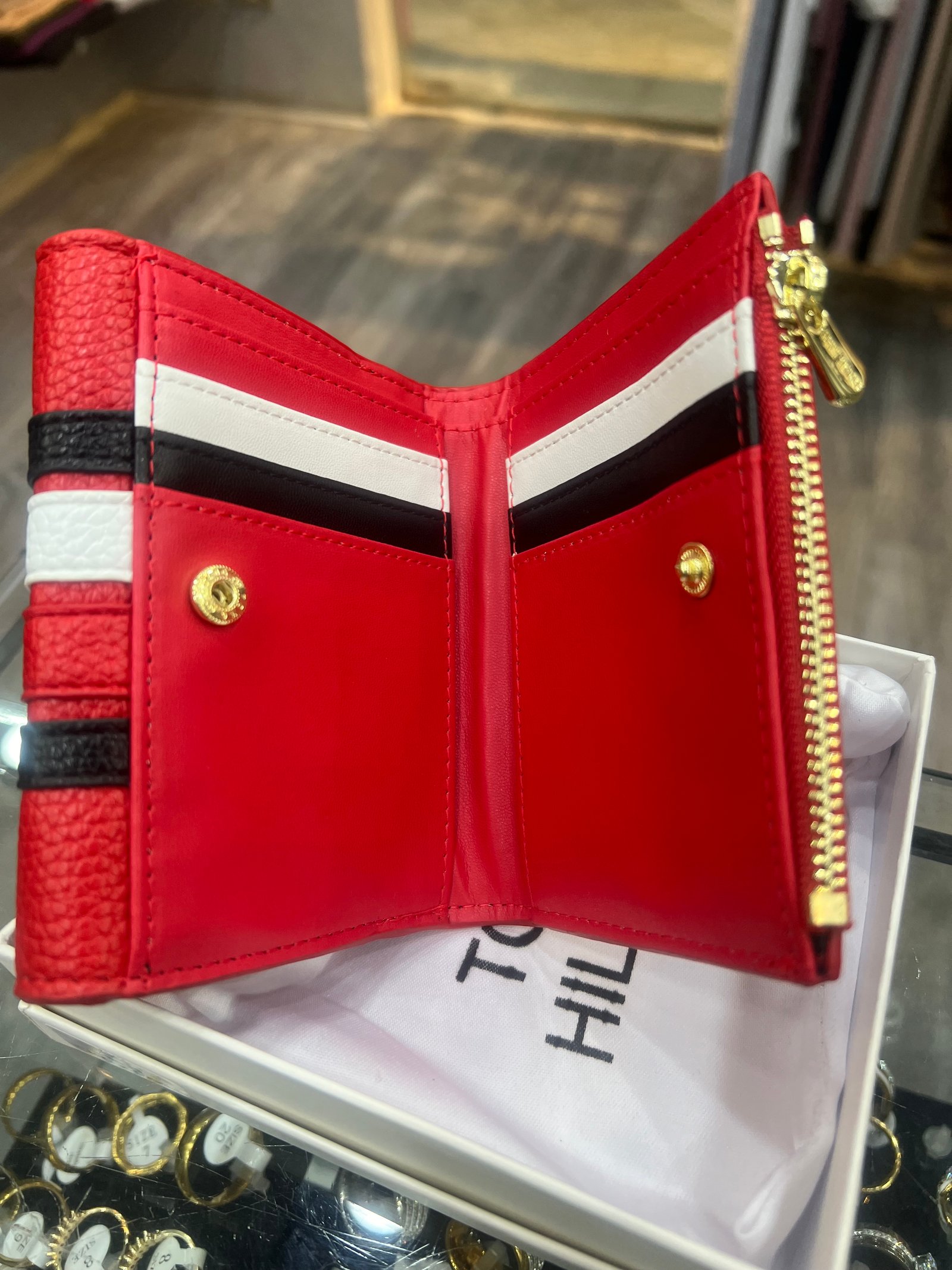 T*mmy wallet  - صورة 2