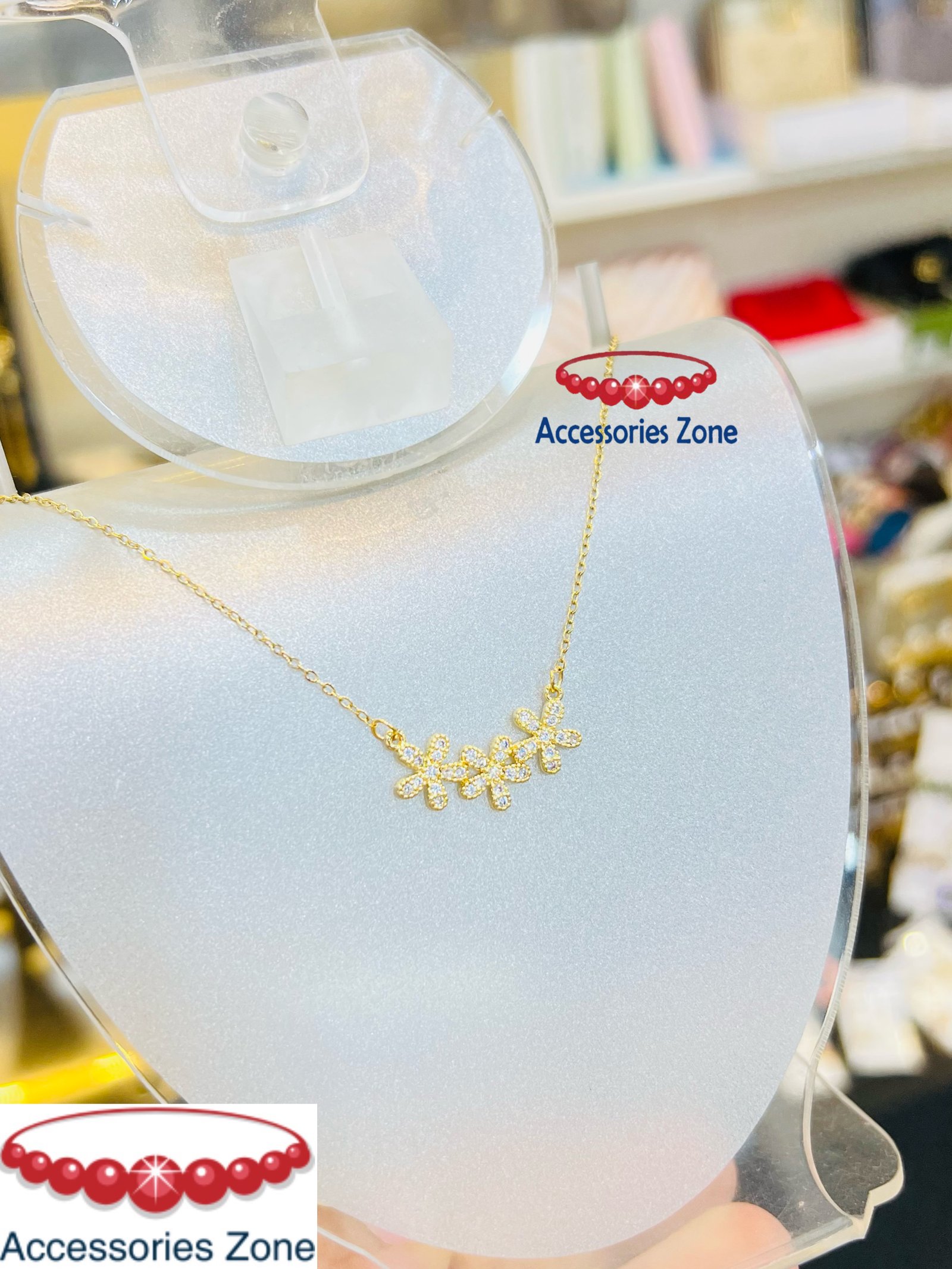 Flowers 💐 necklace 2 - صورة 1