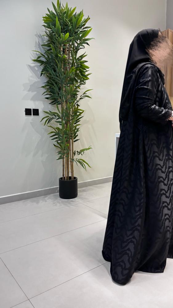 عباية سوداء - صورة 2