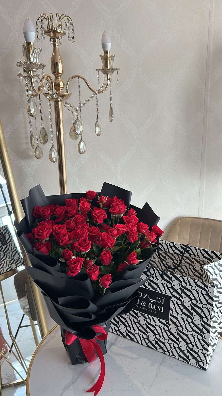 باقة حمراء - صورة 3