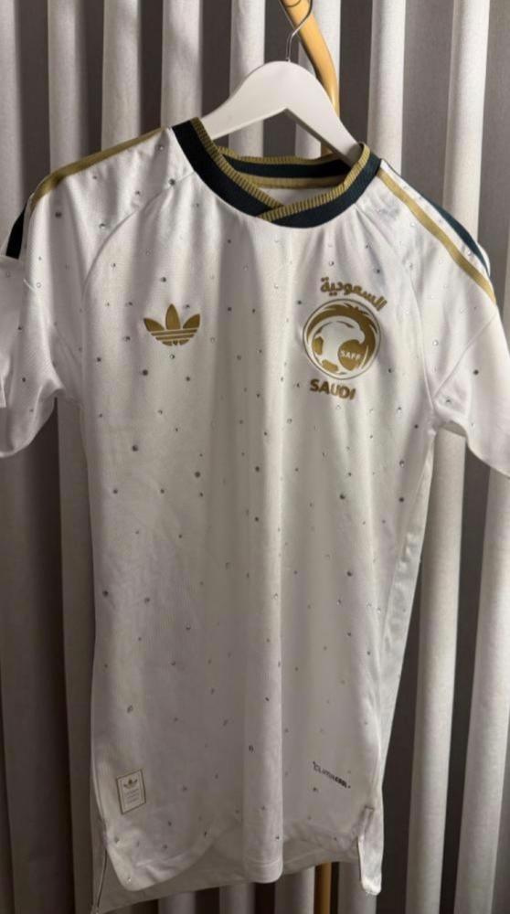 تيشيرت المنتخب بالكريستال - صورة 2