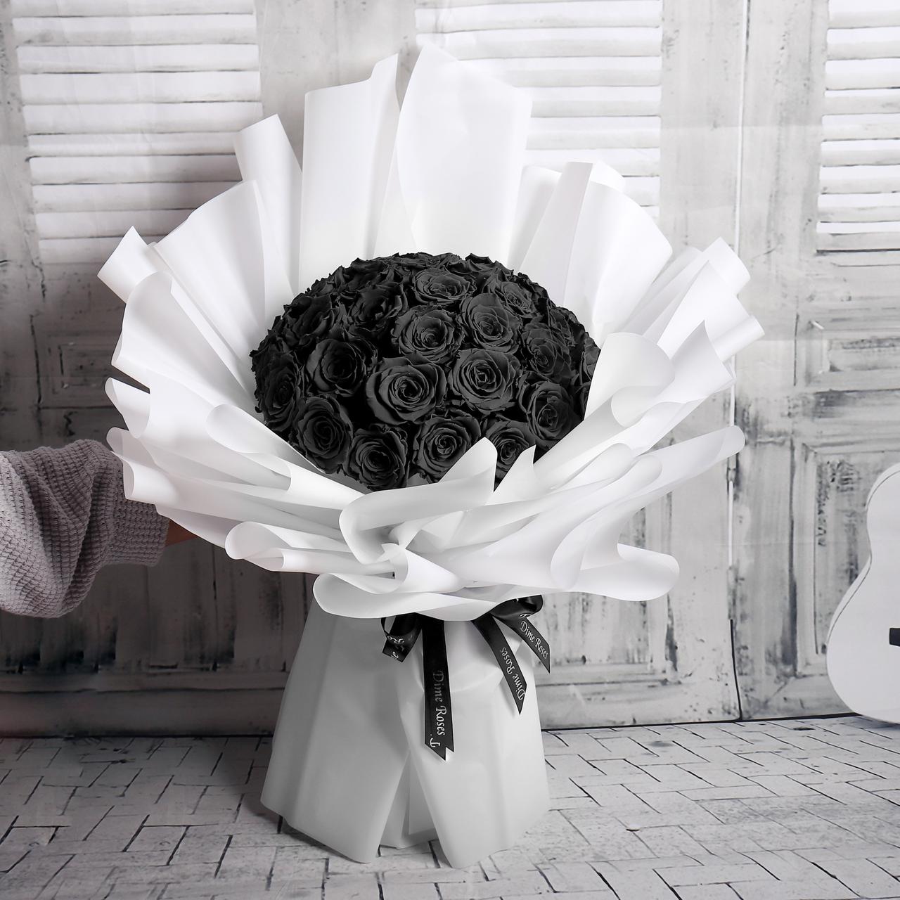 Preserved Black Rose Bouquet - Image 1