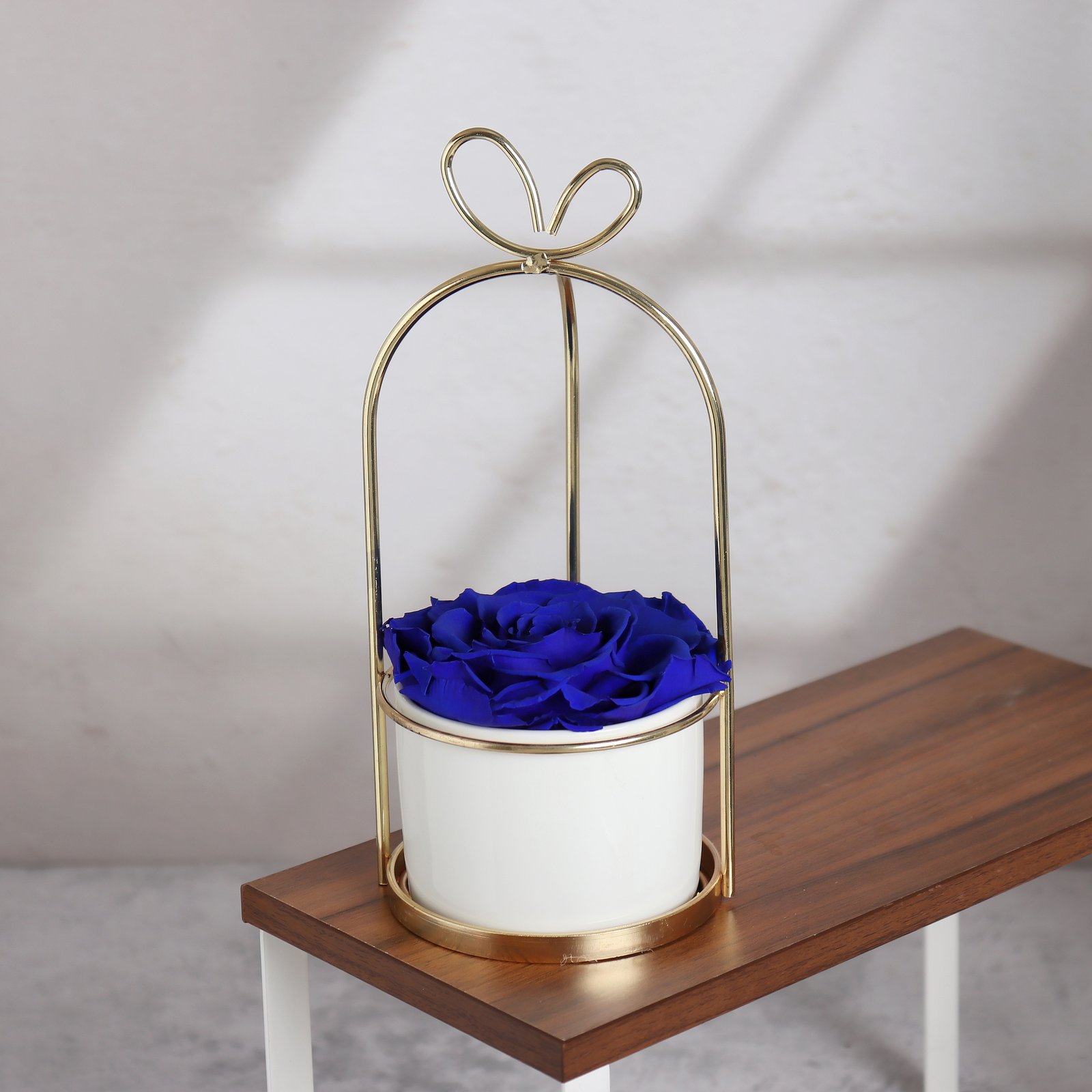 Blue Rose basket - Image 1