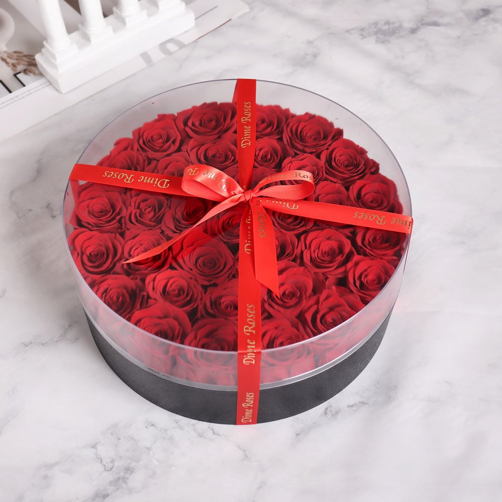 Red roses live a lifetime - Image 1