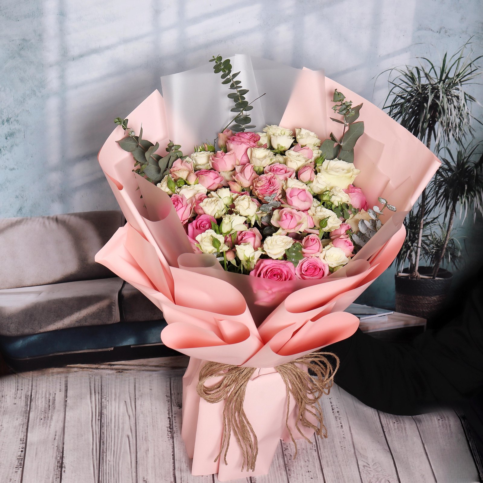 Pink Bouquet Roses for Occasions - Image 1