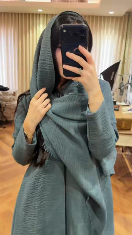 عباية أنيقة بخامة لينن فاخرة - صورة 3