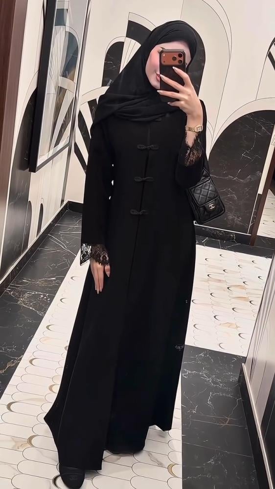 عبايه كريب مع أكمام دانتيل - صورة 2