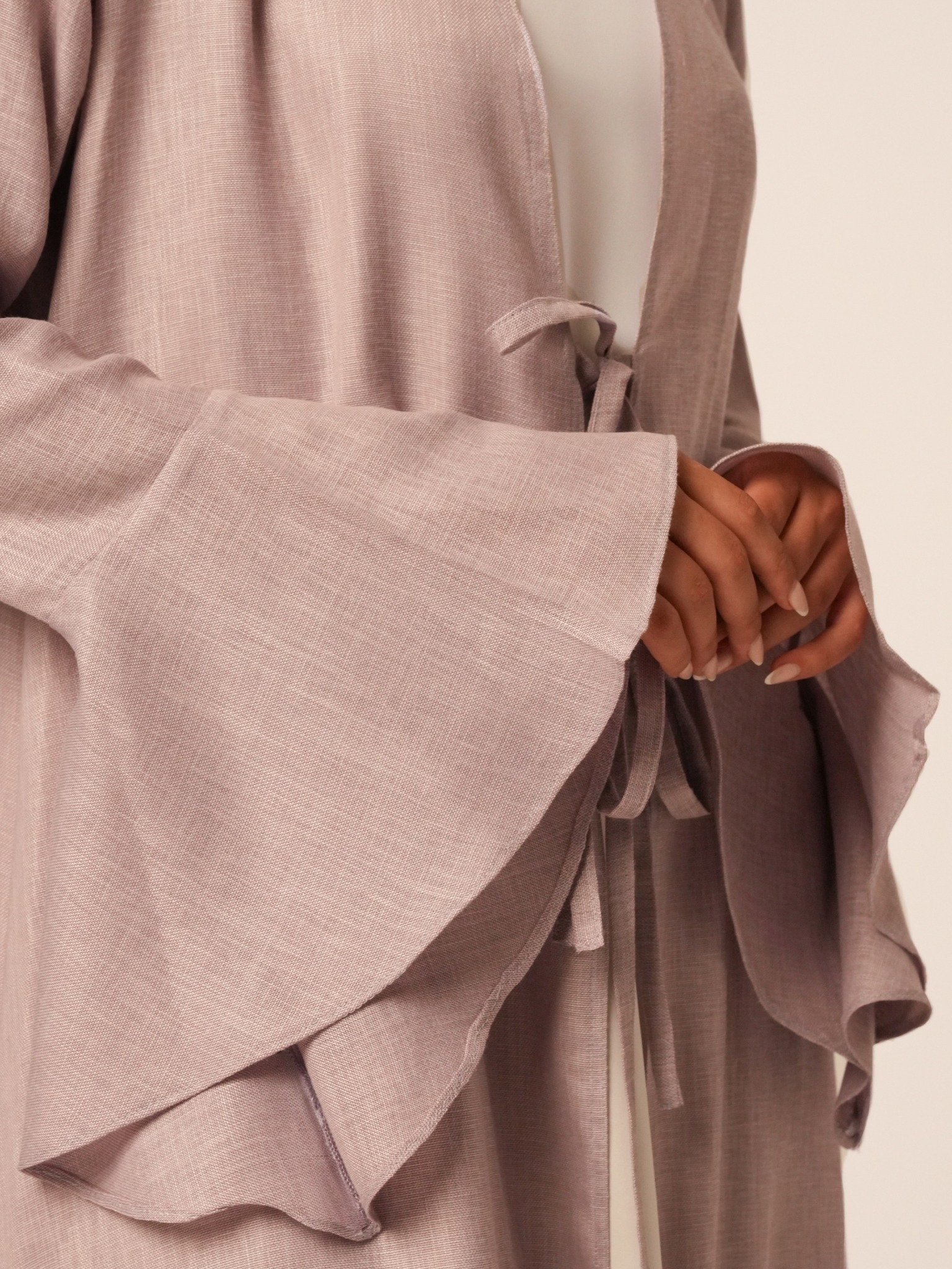 Linen Ruffles - صورة 4