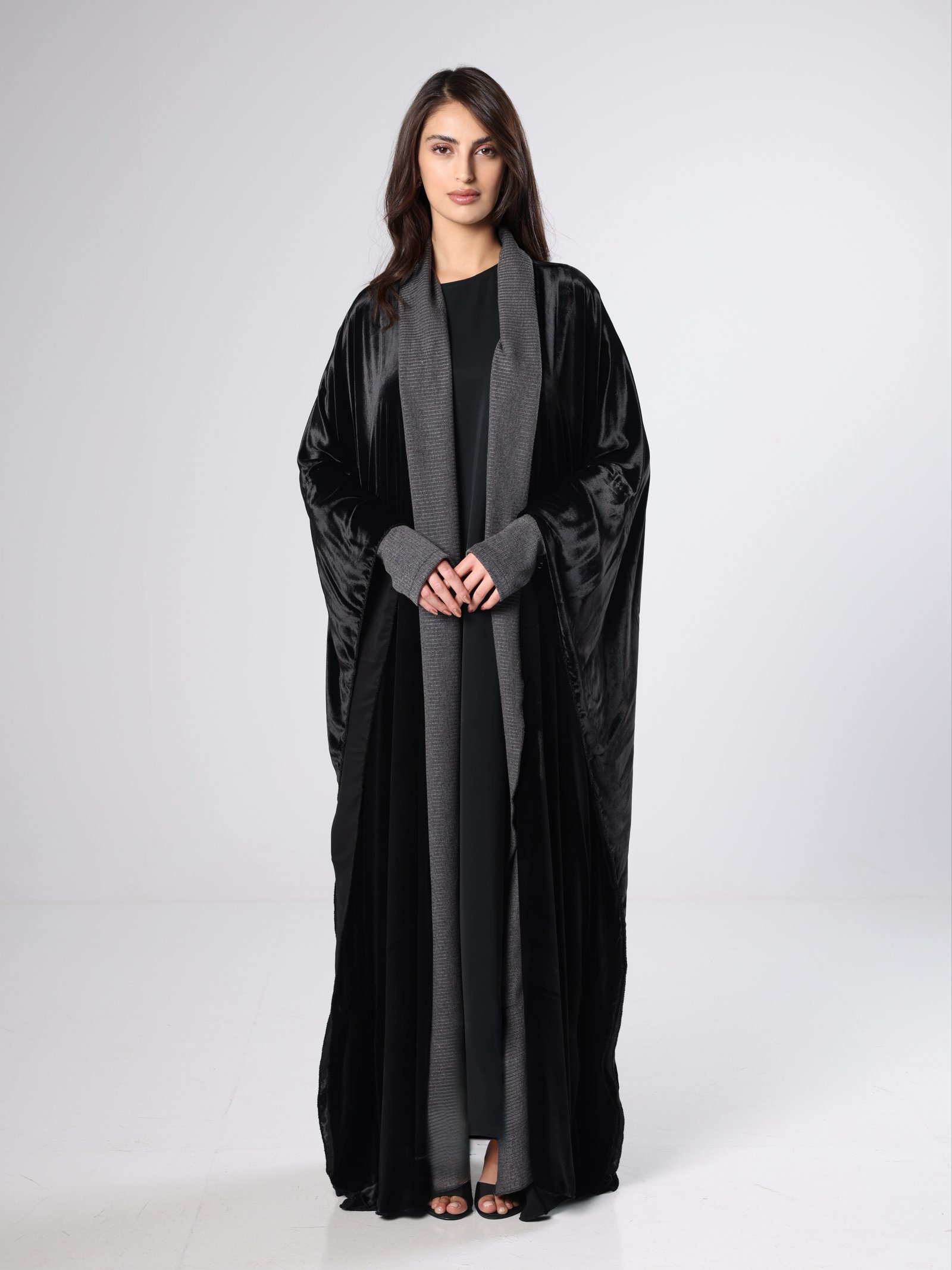 Regal Aura - Image 1