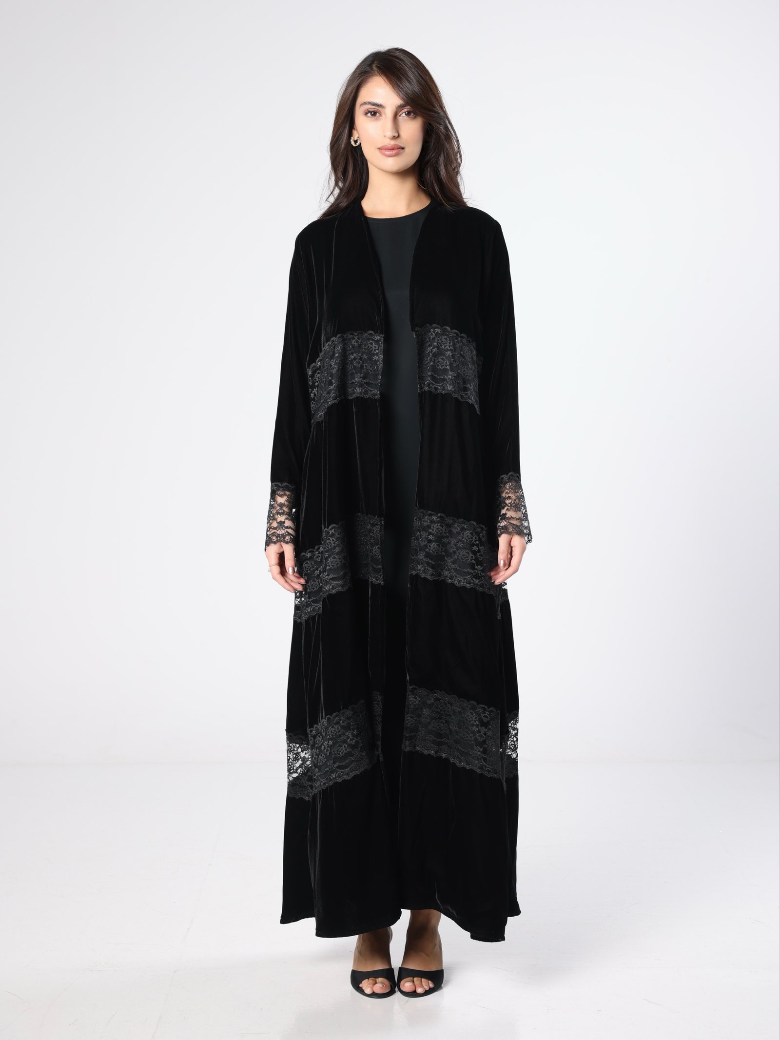 Regal Woman - Image 1