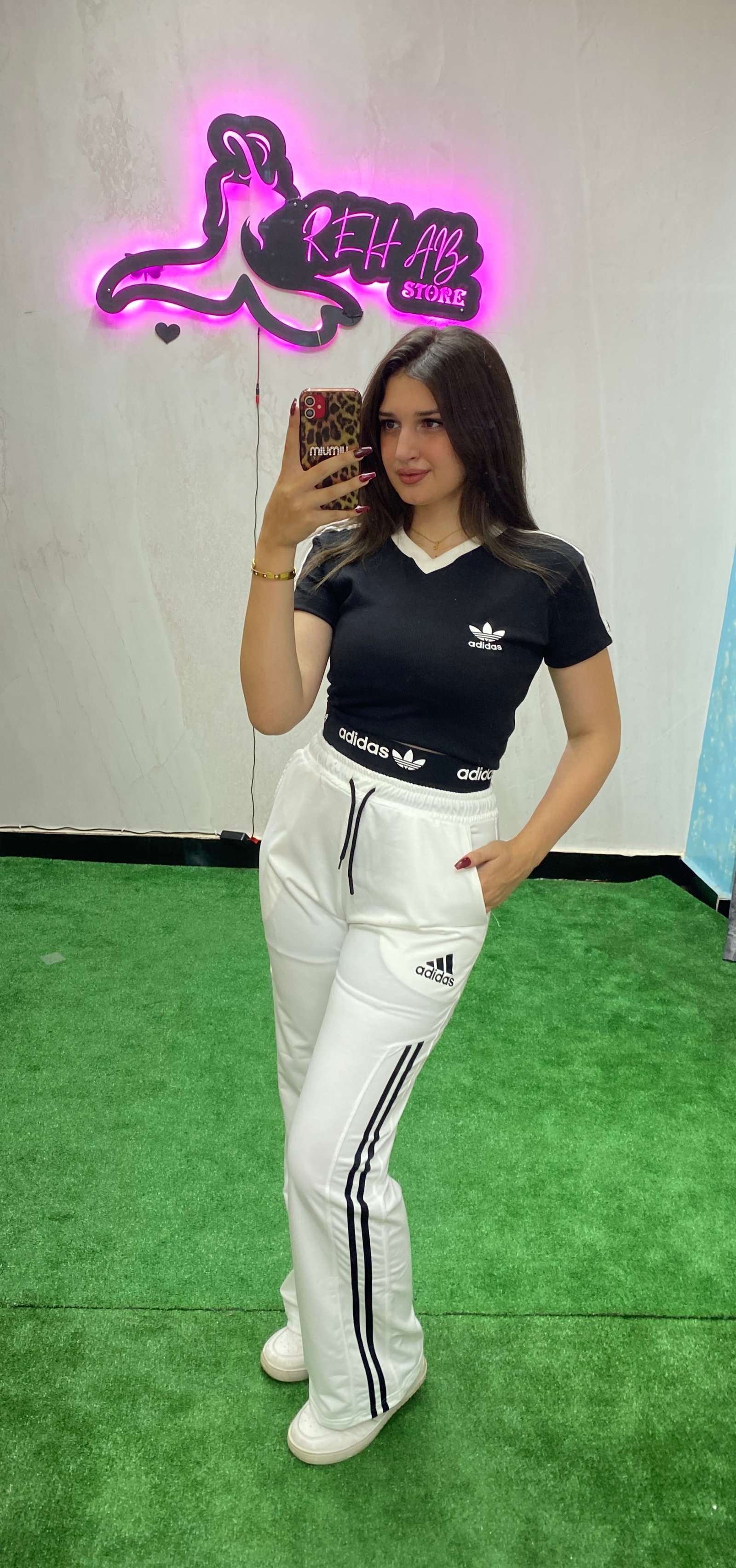 سوت نص كم adidas  - صورة 4