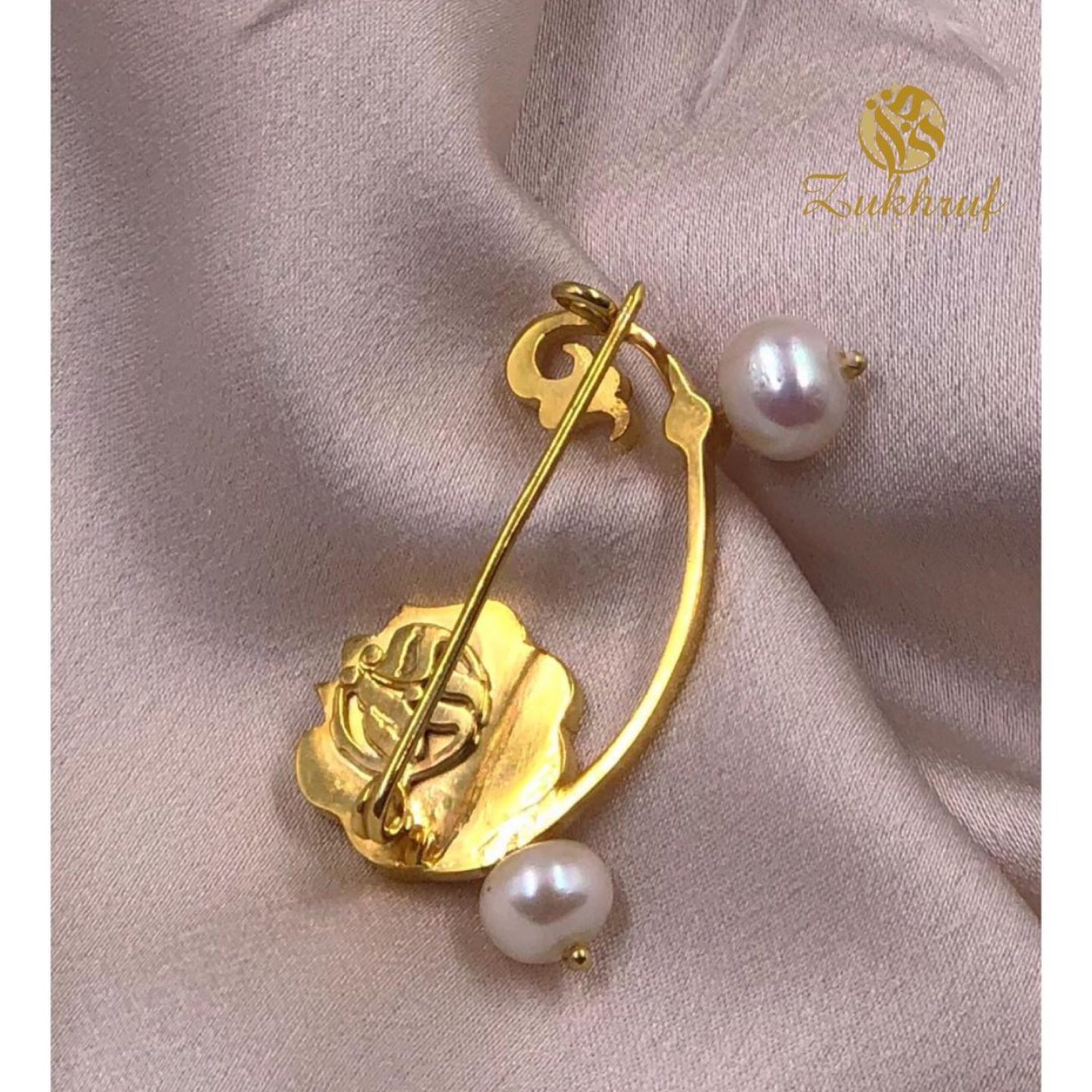 بروش بالإسم Customized Brooch - صورة 2