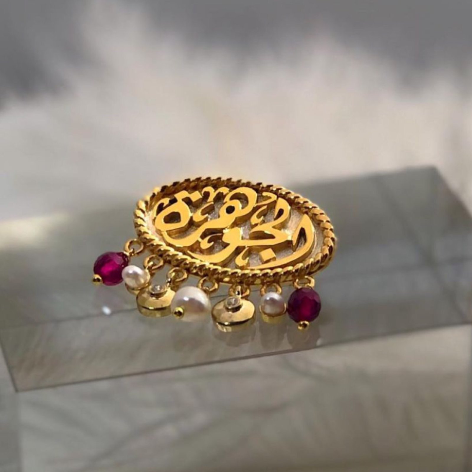 بروش مواليد بالإسم Customized Brooch - صورة 1