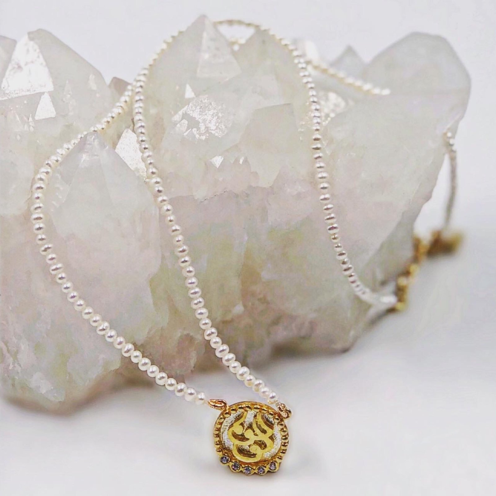 عقد لؤلؤ بالإسم Customized Necklace - صورة 2
