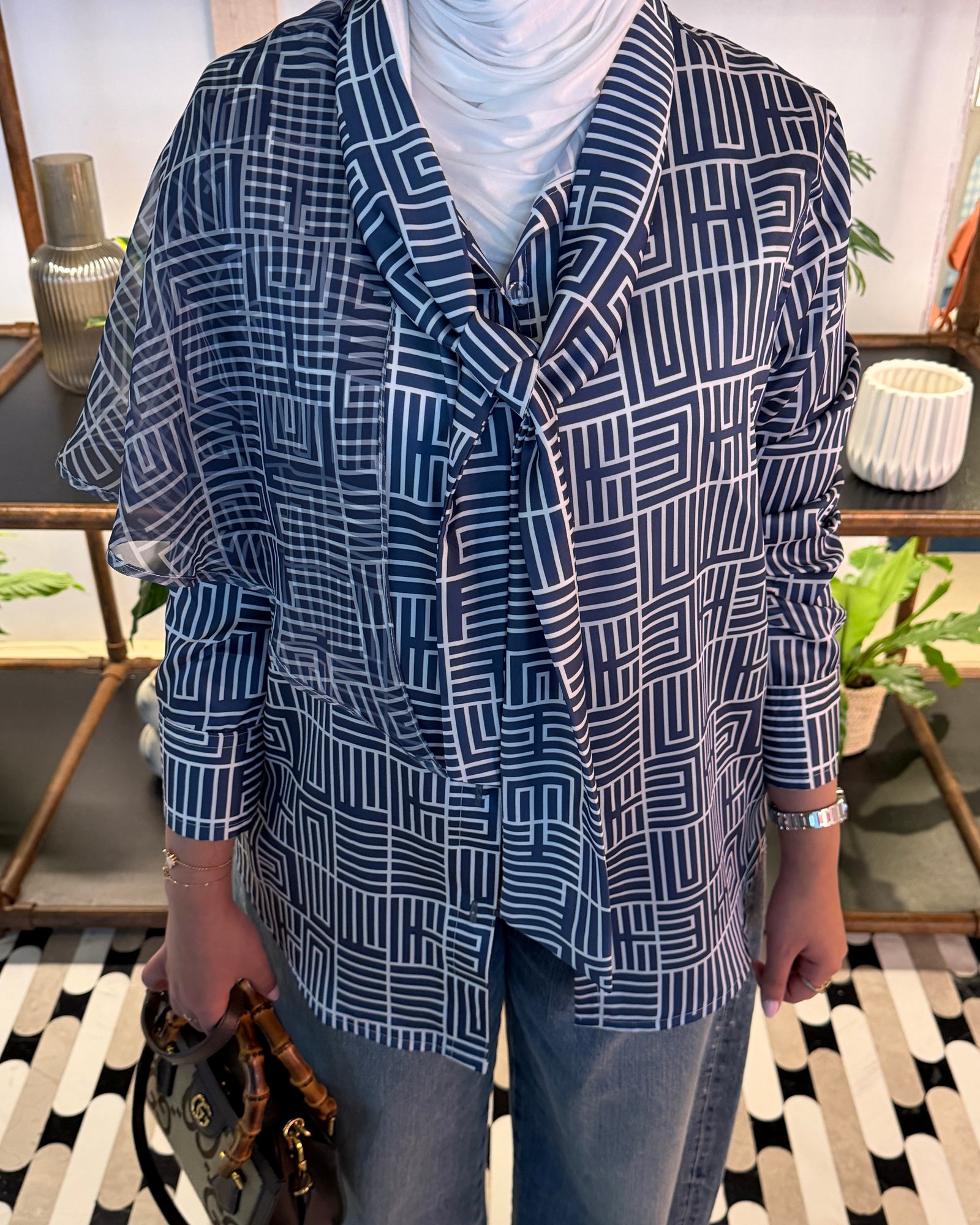 Blue Tie Blouse - صورة 4