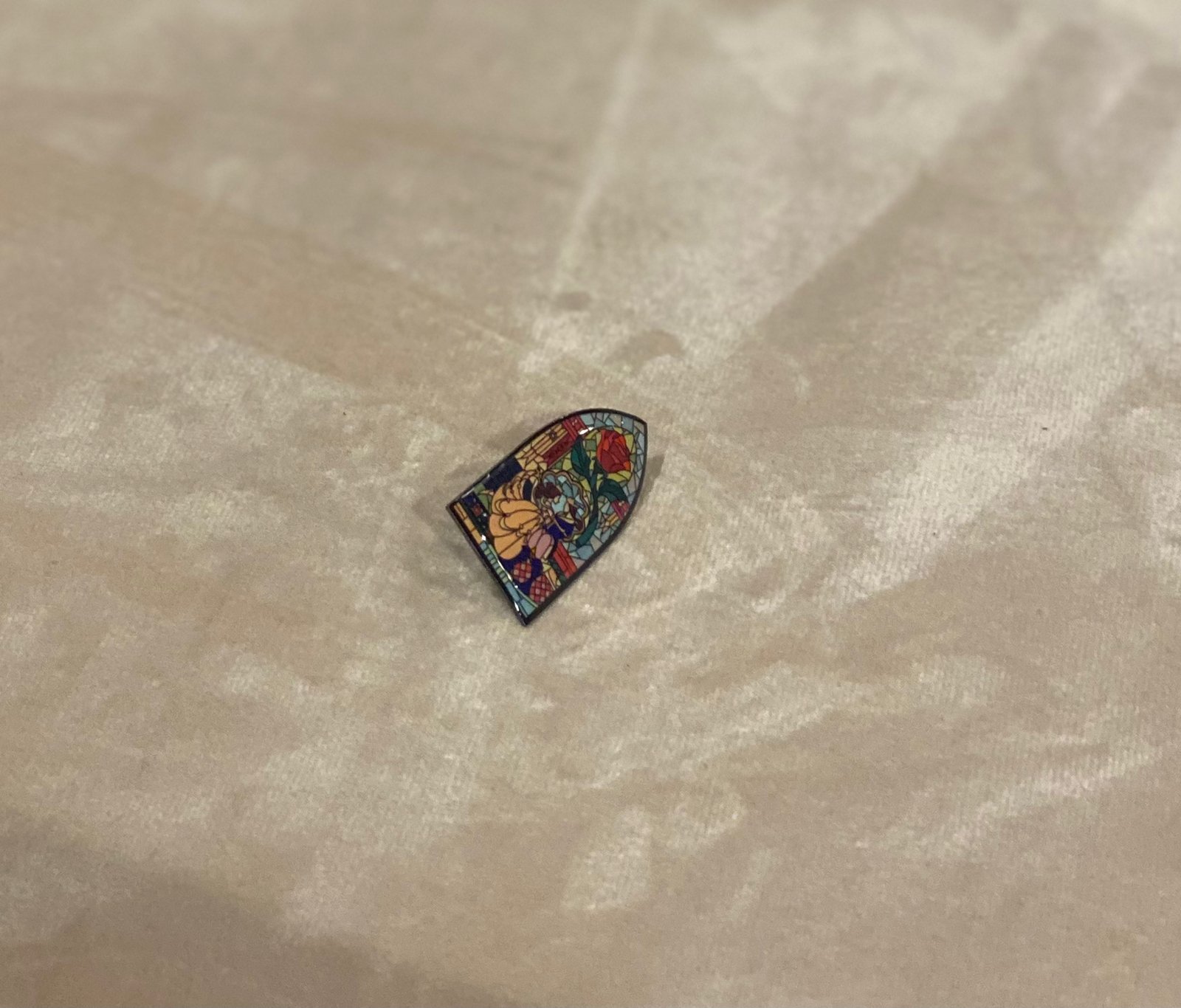Pins Cinderella - صورة 1