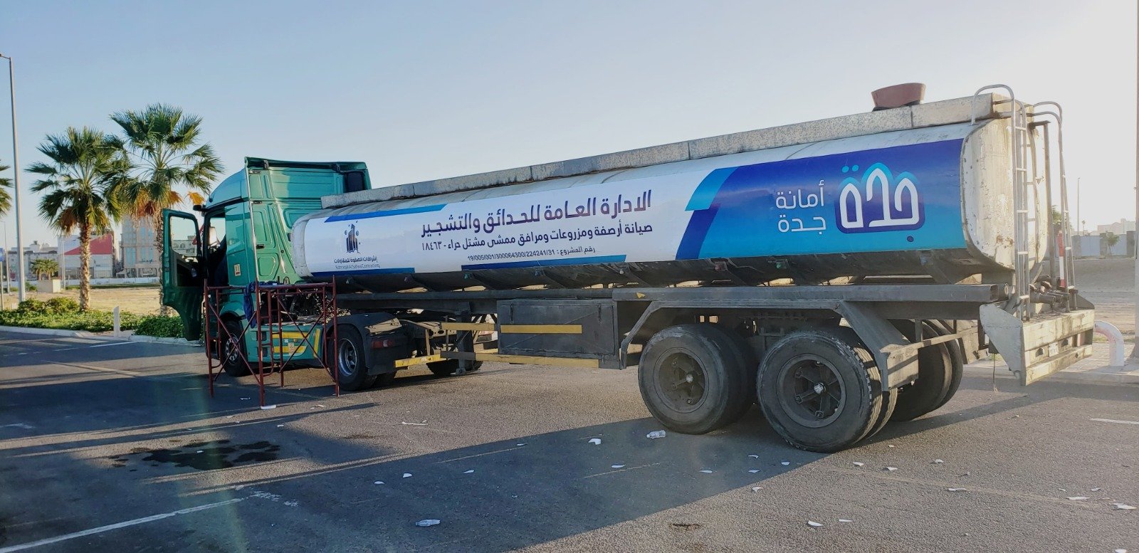 طباعة استيكر بلاستيك مع سلفان ( طبقة حماية من العوامل الخارجية ) على الشاحنات والسيارات مع التوصيل والتركييب - صورة 2