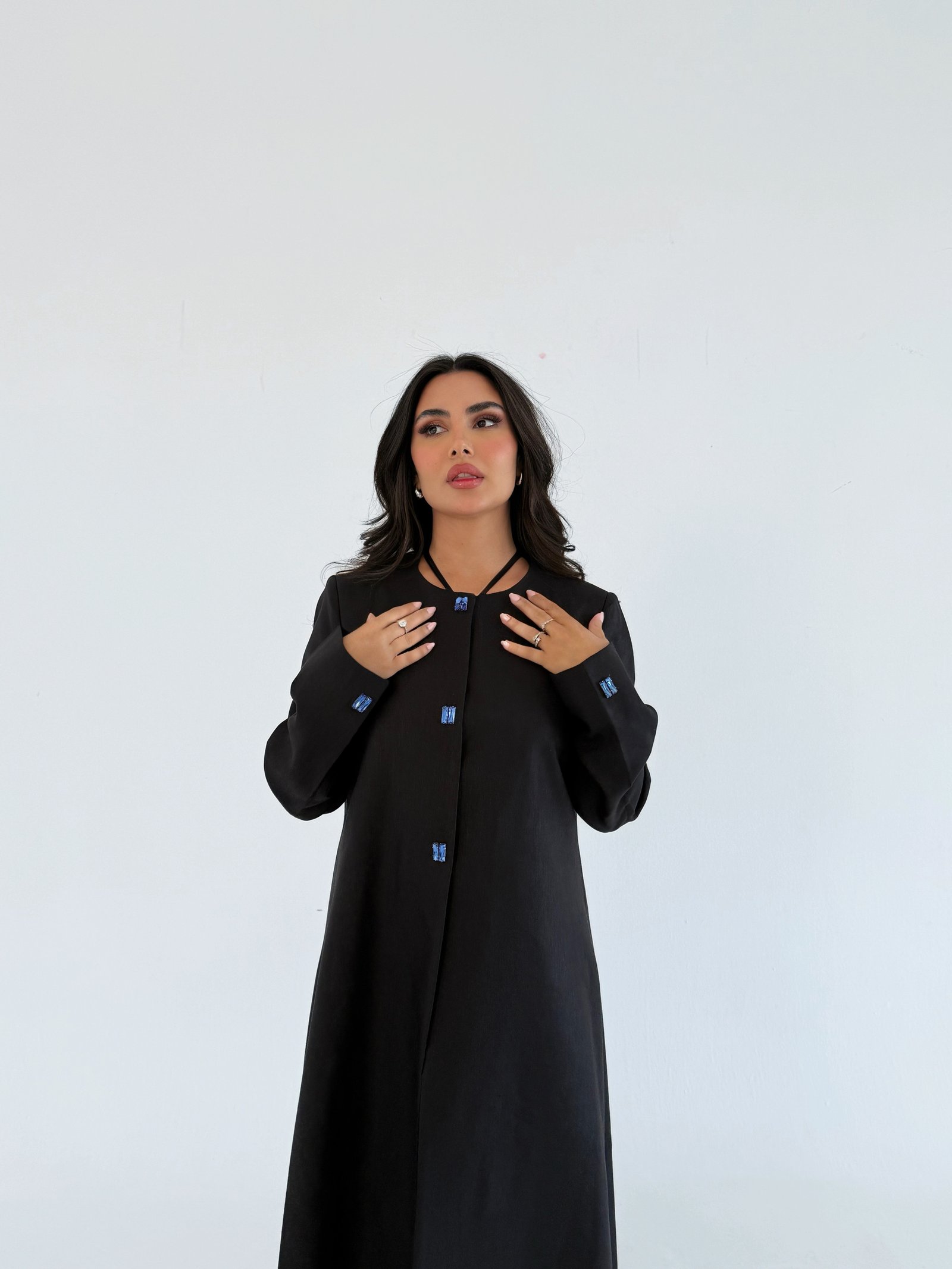Formal Indian Linen Closed Abaya - Image 3